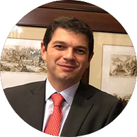 Dr. Fernando Cruz